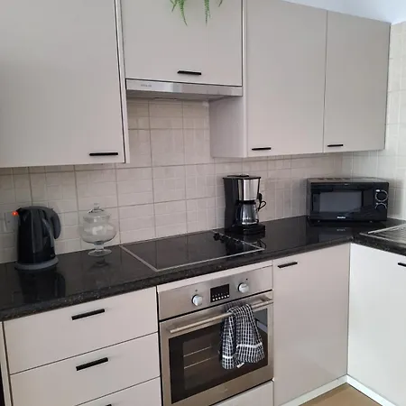 H&o Iris Sea Breeze Apartament *