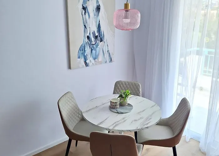 H&o Iris Sea Breeze Apartament Pafos